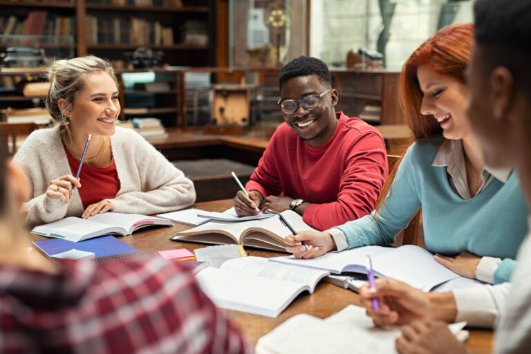 college-students-studying